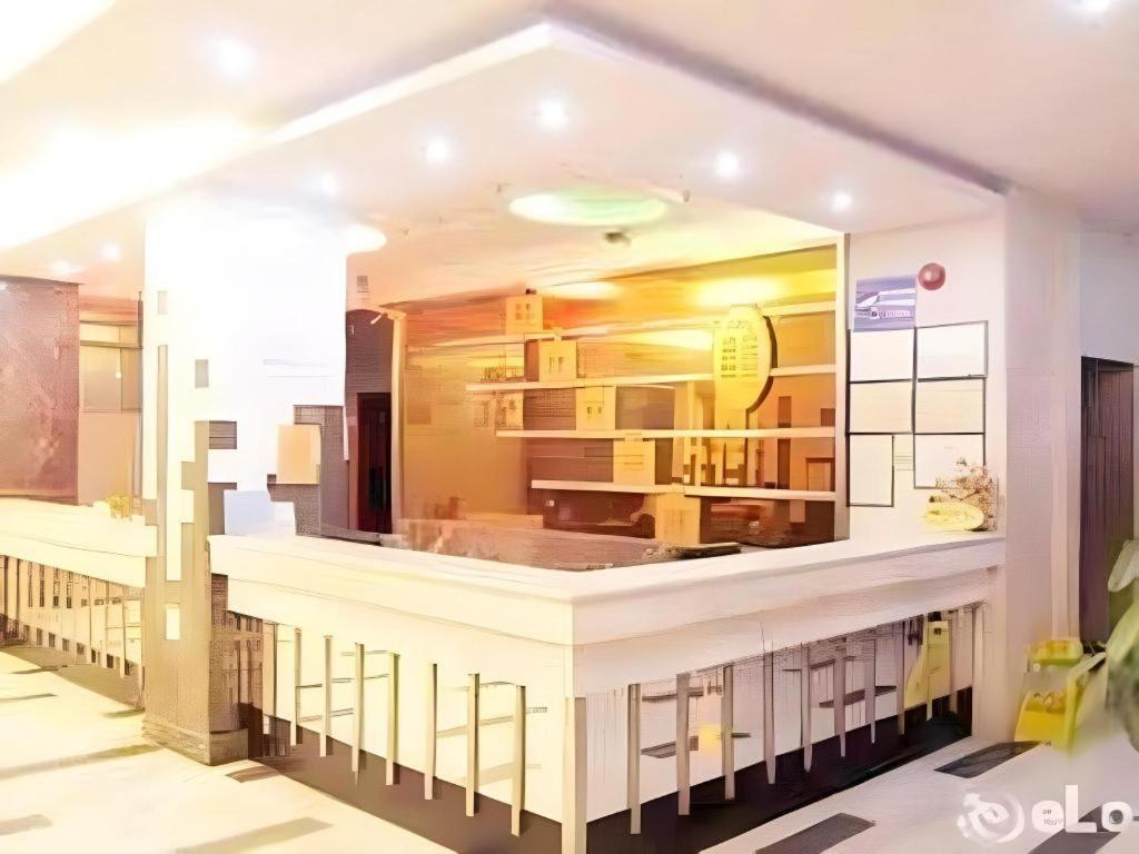 Airport Liwan Hotel Guangzhou Bagian luar foto