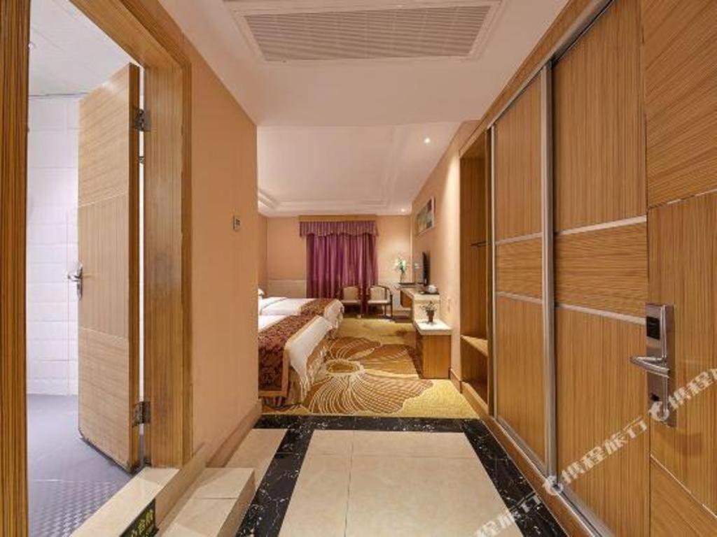 Airport Liwan Hotel Guangzhou Bagian luar foto