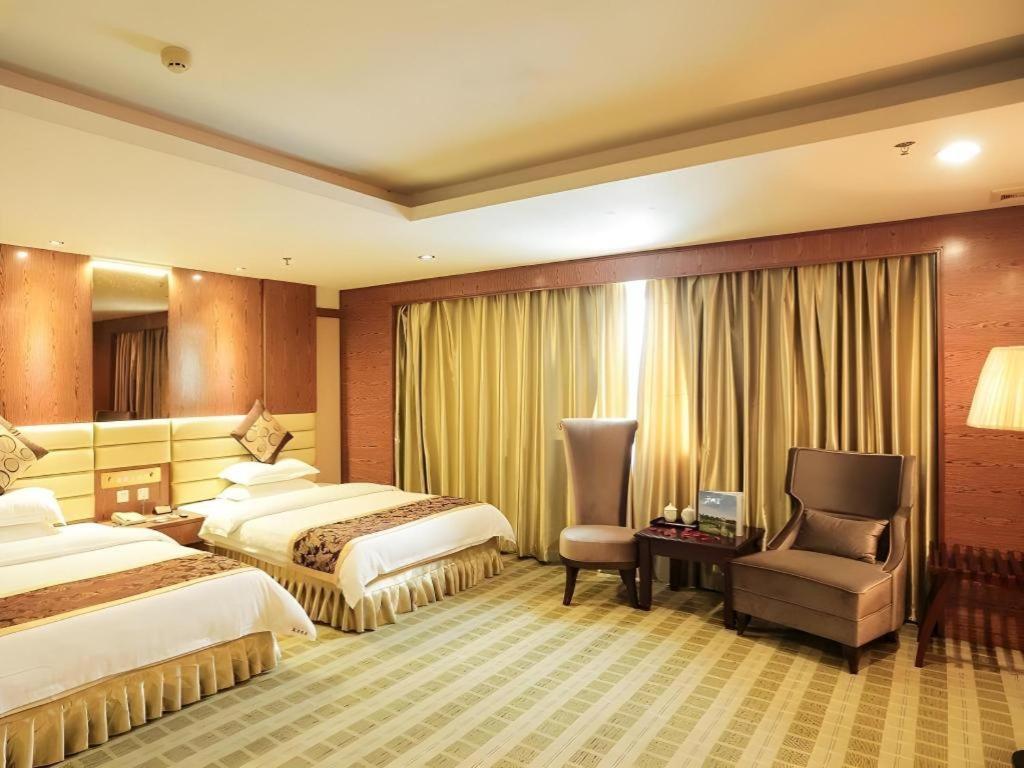 Airport Liwan Hotel Guangzhou Bagian luar foto