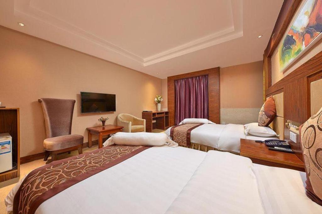 Airport Liwan Hotel Guangzhou Bagian luar foto