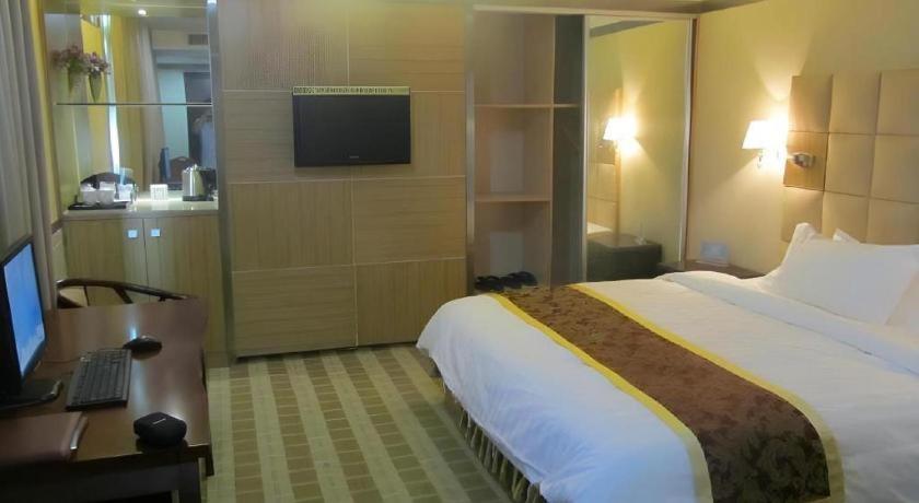 Airport Liwan Hotel Guangzhou Bagian luar foto