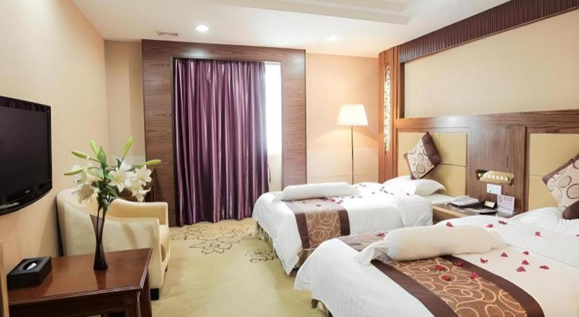 Airport Liwan Hotel Guangzhou Bagian luar foto